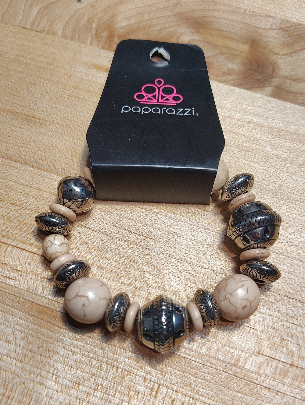 Paparazzi Tan Marble stretchy Bracelet With Beautiful Silver Accents.